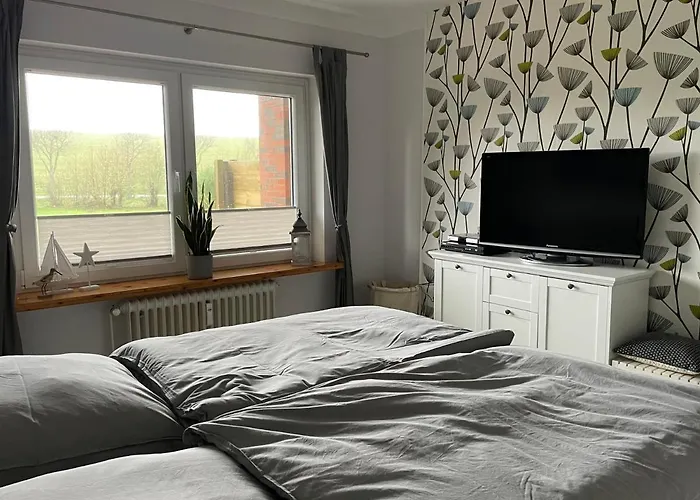 Freundliche Direkt Hinter Dem Deich